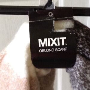 Ladies Mixed Oblong Scarf